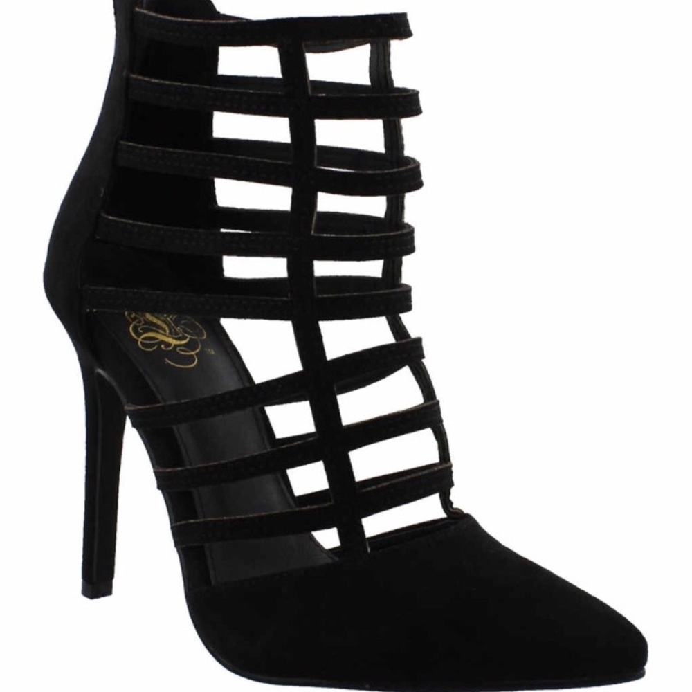 Black shoes